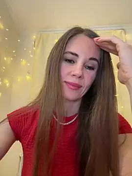 Snapshot of LucieMack chatting on April 2026 05:17:02 PM LucieMack online show from April 2026 05:17:02 PM