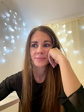 LucieMack online show from October 2025 08:20:02 PM