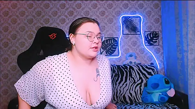 InLoveWithLife26 online show from November 2025 09:58:02 AM