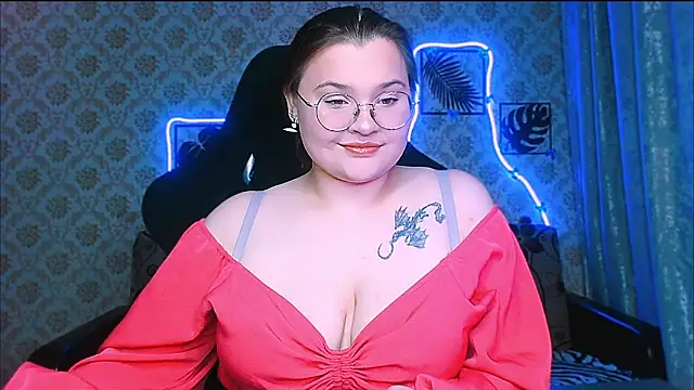 InLoveWithLife26 online show from March 2026 07:28:01 PM