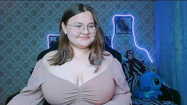 InLoveWithLife26 online show from September 2025 07:57:01 PM