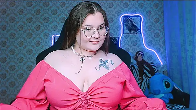 InLoveWithLife26 online show from September 2025 07:25:01 PM