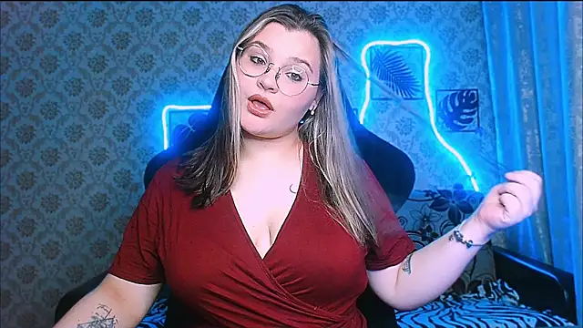 Snapshot of InLoveWithLife26 chatting on June 2026 07:13:02 PM InLoveWithLife26 online show from June 2026 07:13:02 PM