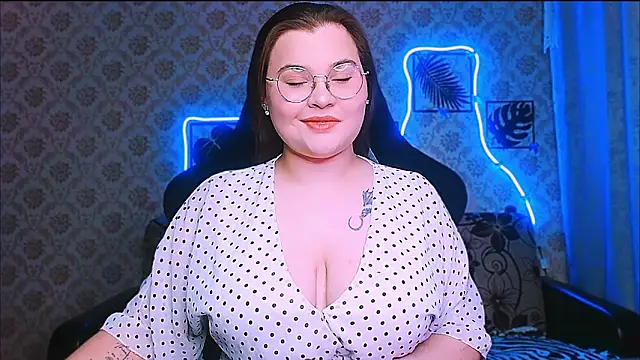 InLoveWithLife26 online show from February 2026 08:08:01 PM