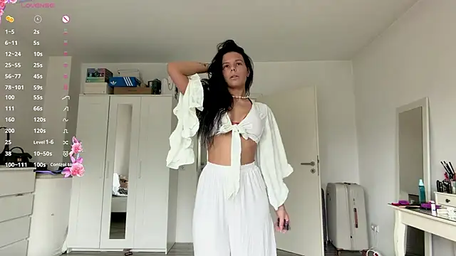 MaydaCornwall online show from February 2026 03:11:01 PM