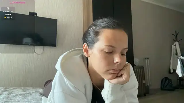MaydaCornwall online show from September 2025 05:02:02 AM