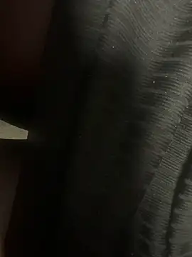 HiddenHoneyLDN online show from December 2025 01:37:01 PM