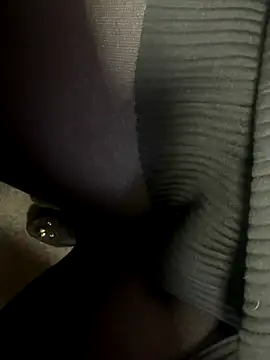 HiddenHoneyLDN online show from November 2025 02:32:01 PM