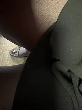 HiddenHoneyLDN online show from January 2026 11:58:01 AM