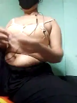 Maria Mahi online show from October 2025 05:56:02 PM