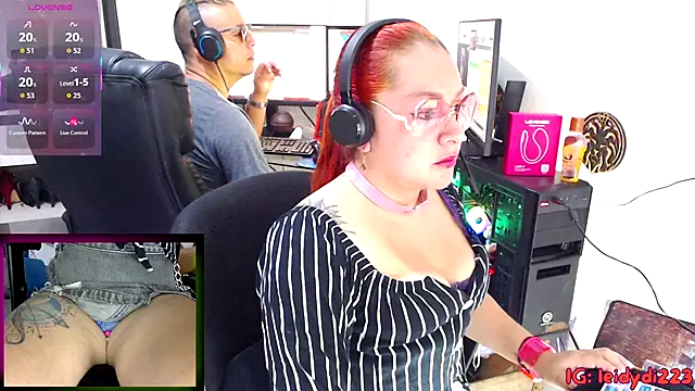 leidydi223 online show from October 2025 01:12:02 PM