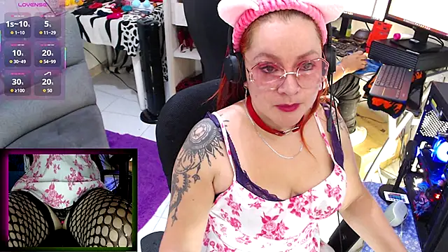 leidydi223 online show from October 2025 01:52:01 PM