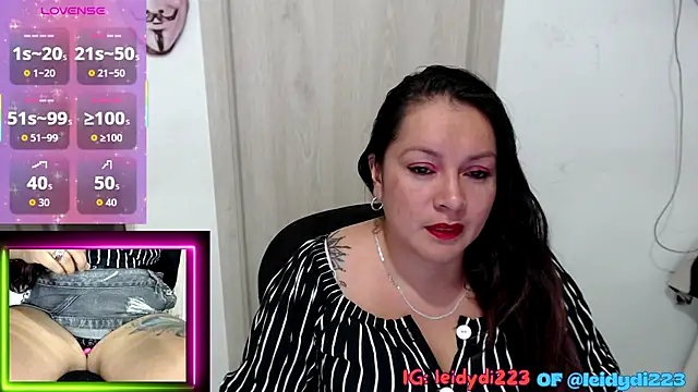 leidydi223 online show from September 2025 12:05:02 AM