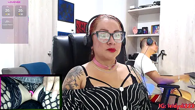 leidydi223 online show from October 2025 01:47:01 PM
