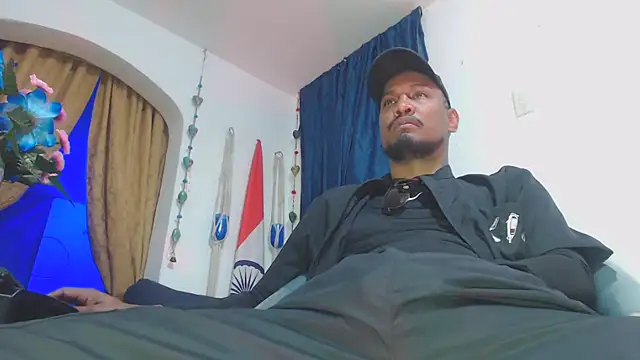 ElCaballeroNegro24 online show from February 2026 01:49:02 AM