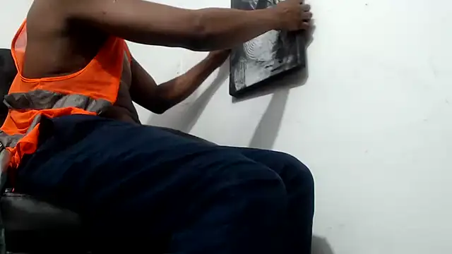 Snapshot of ElCaballeroNegro24 chatting on June 2026 01:18:01 AM ElCaballeroNegro24 online show from June 2026 01:18:01 AM