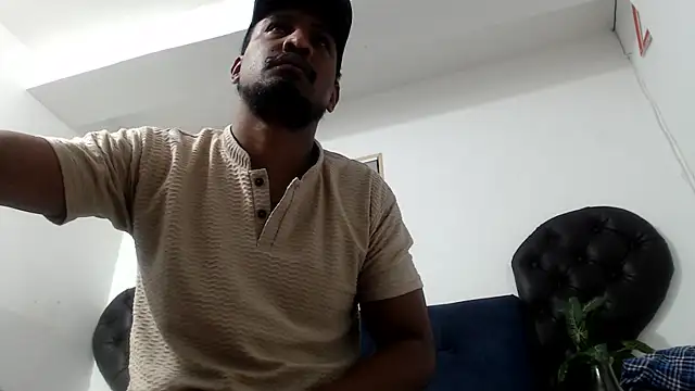 Snapshot of ElCaballeroNegro24 chatting on June 2026 02:44:02 AM ElCaballeroNegro24 online show from June 2026 02:44:02 AM