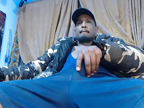 ElCaballeroNegro24 online show from October 2025 11:25:02 PM