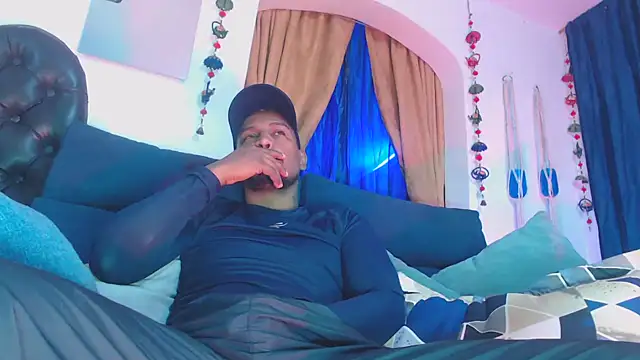 ElCaballeroNegro24 online show from February 2026 03:09:02 PM