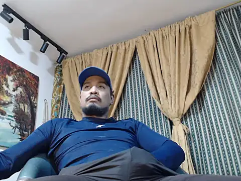 Snapshot of ElCaballeroNegro24 chatting on October 2025 11:50:02 PM ElCaballeroNegro24 online show from October 2025 11:50:02 PM