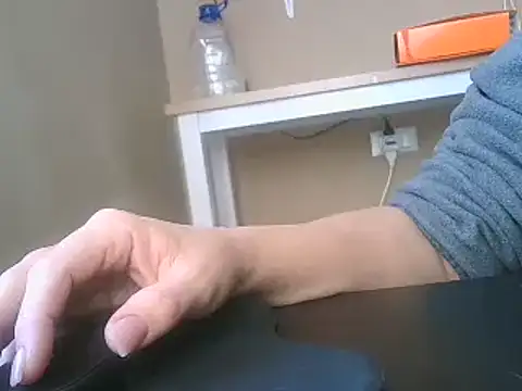 Snapshot of ITALIANASISIXX chatting on November 2025 08:15:02 AM ITALIANASISIXX online show from November 2025 08:15:02 AM