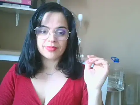 Snapshot of ITALIANASISIXX chatting on November 2025 11:54:02 AM ITALIANASISIXX online show from November 2025 11:54:02 AM