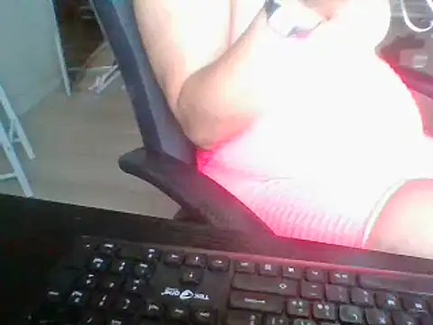 ITALIANASISIXX online show from June 2026 06:03:02 AM