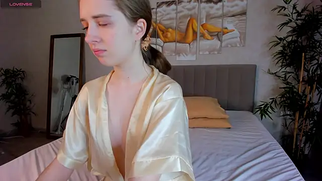 Camilla Kelly online show from February 2026 01:27:02 AM