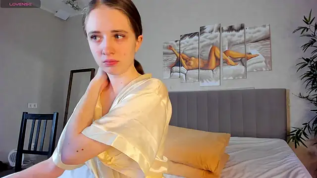 Camilla Kelly online show from March 2026 01:11:01 AM