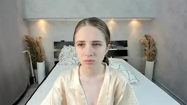 Camilla Kelly online show from October 2025 01:13:01 AM