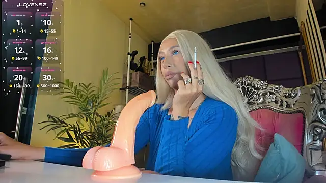 Snapshot of spicyxmilf chatting on June 2026 04:07:02 AM spicyxmilf online show from June 2026 04:07:02 AM