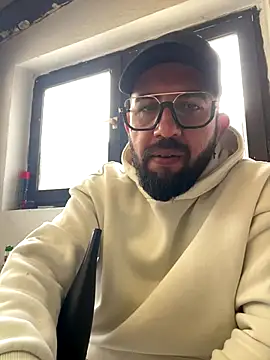 Snapshot of andrey1887 chatting on September 2025 12:44:02 PM andrey1887 online show from September 2025 12:44:02 PM