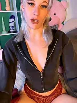 TheRealJessyLey online show from December 2025 07:15:02 PM