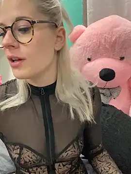 TheRealJessyLey online show from November 2025 07:12:02 AM