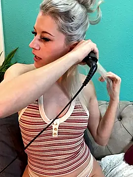 TheRealJessyLey online show from January 2026 06:28:01 AM