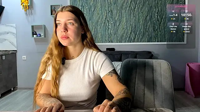 VelvetMiley online show from August 2026 02:19:02 AM