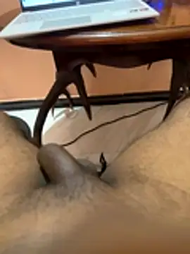 Snapshot of creepy7boy chatting on November 2025 03:43:01 AM creepy7boy online show from November 2025 03:43:01 AM