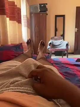 Snapshot of creepy7boy chatting on November 2025 06:39:01 AM creepy7boy online show from November 2025 06:39:01 AM