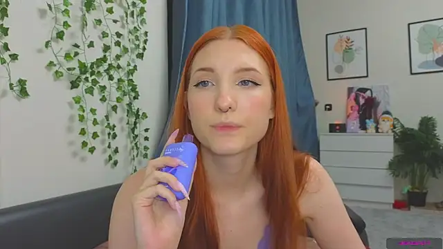 Olivia Rid  online show from September 2025 09:32:01 PM