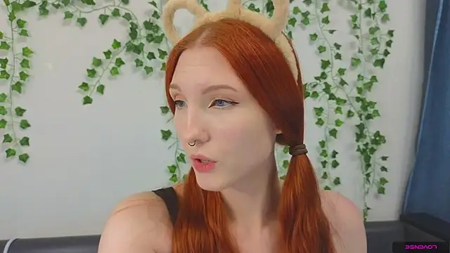 Olivia Rid  online show from November 2025 08:45:01 PM