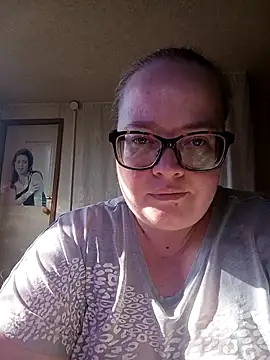LillyWilly online show from September 2025 10:09:01 AM