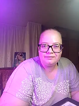 LillyWilly online show from September 2025 08:43:01 AM