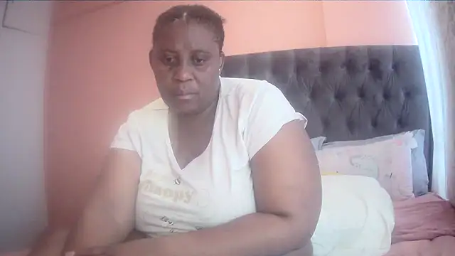 HUGEASSXXXXX online show from March 2026 05:24:01 AM