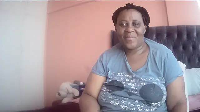 HUGEASSXXXXX online show from March 2026 05:41:01 AM