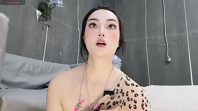 K1oO online show from November 2025 12:36:02 AM