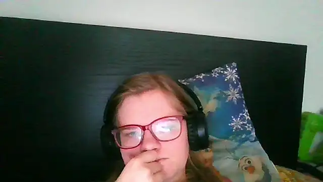 Moonolighta online show from February 2026 08:23:02 AM