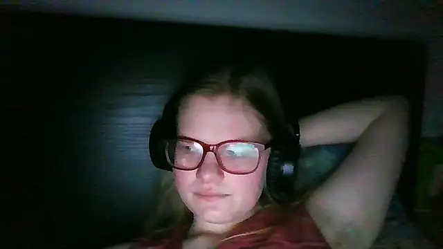 Moonolighta online show from January 2026 04:33:01 PM