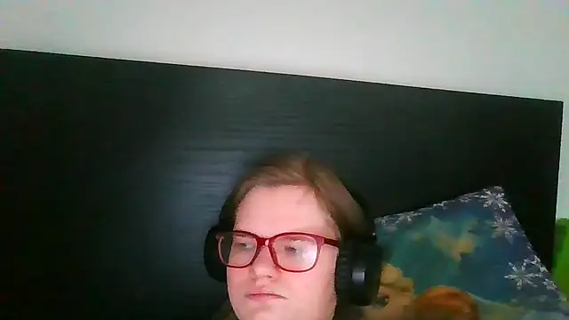 Moonolighta online show from February 2026 09:30:01 AM