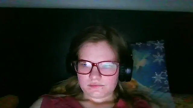 Moonolighta online show from October 2025 03:35:02 PM