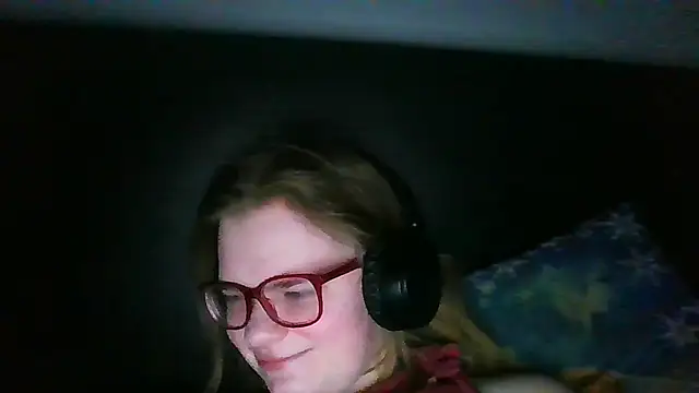 Moonolighta online show from January 2026 02:57:01 PM